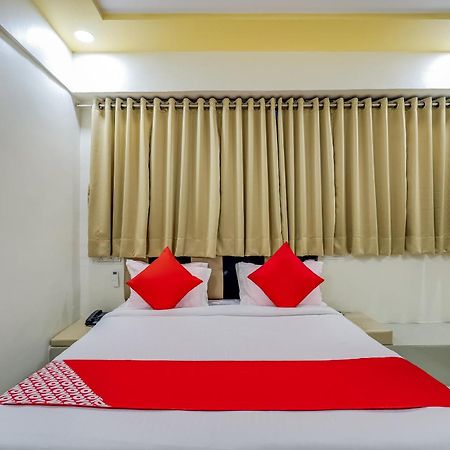 Collection O Hotel Alice Αχμπανταμπάντ Εξωτερικό φωτογραφία