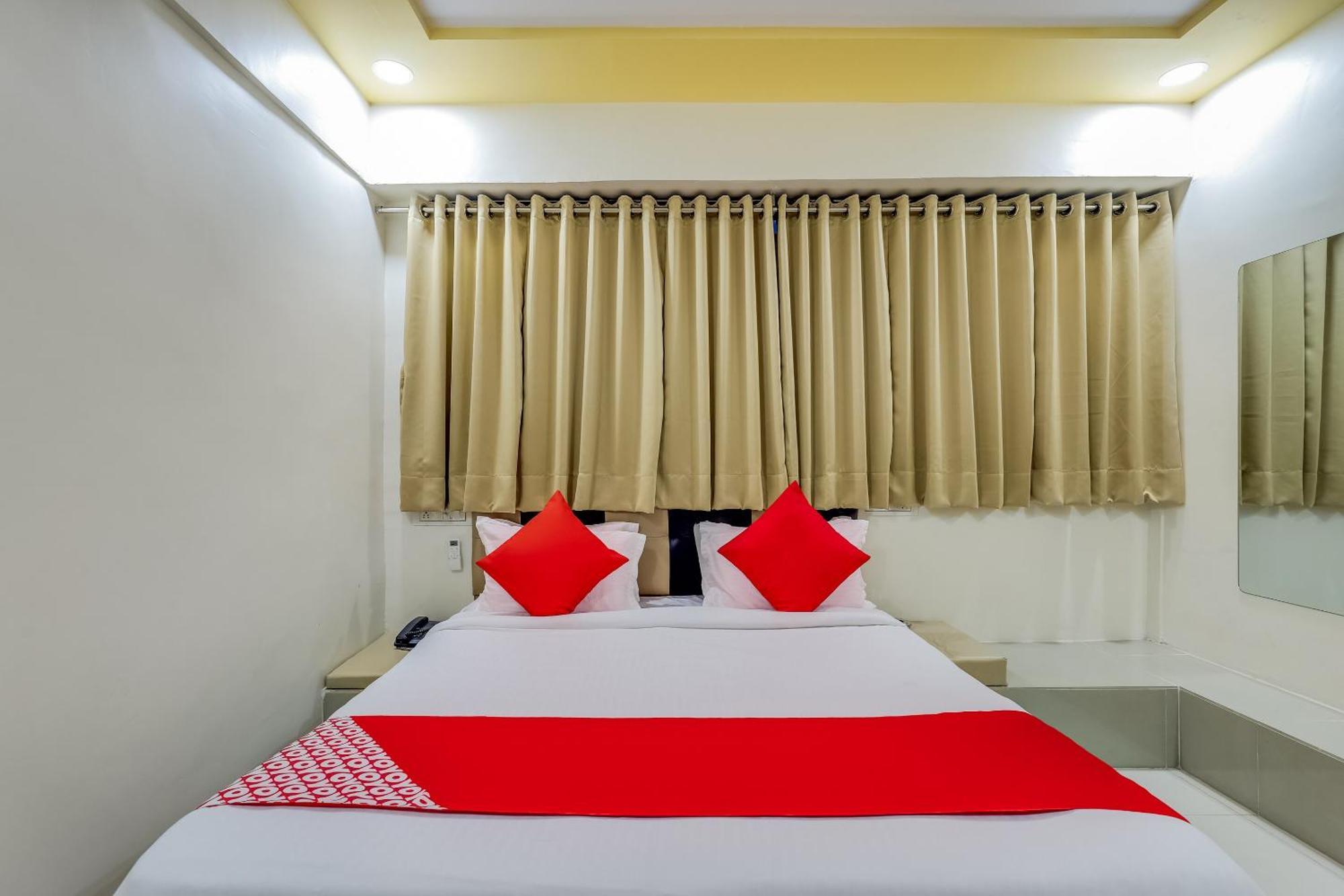 Collection O Hotel Alice Αχμπανταμπάντ Εξωτερικό φωτογραφία