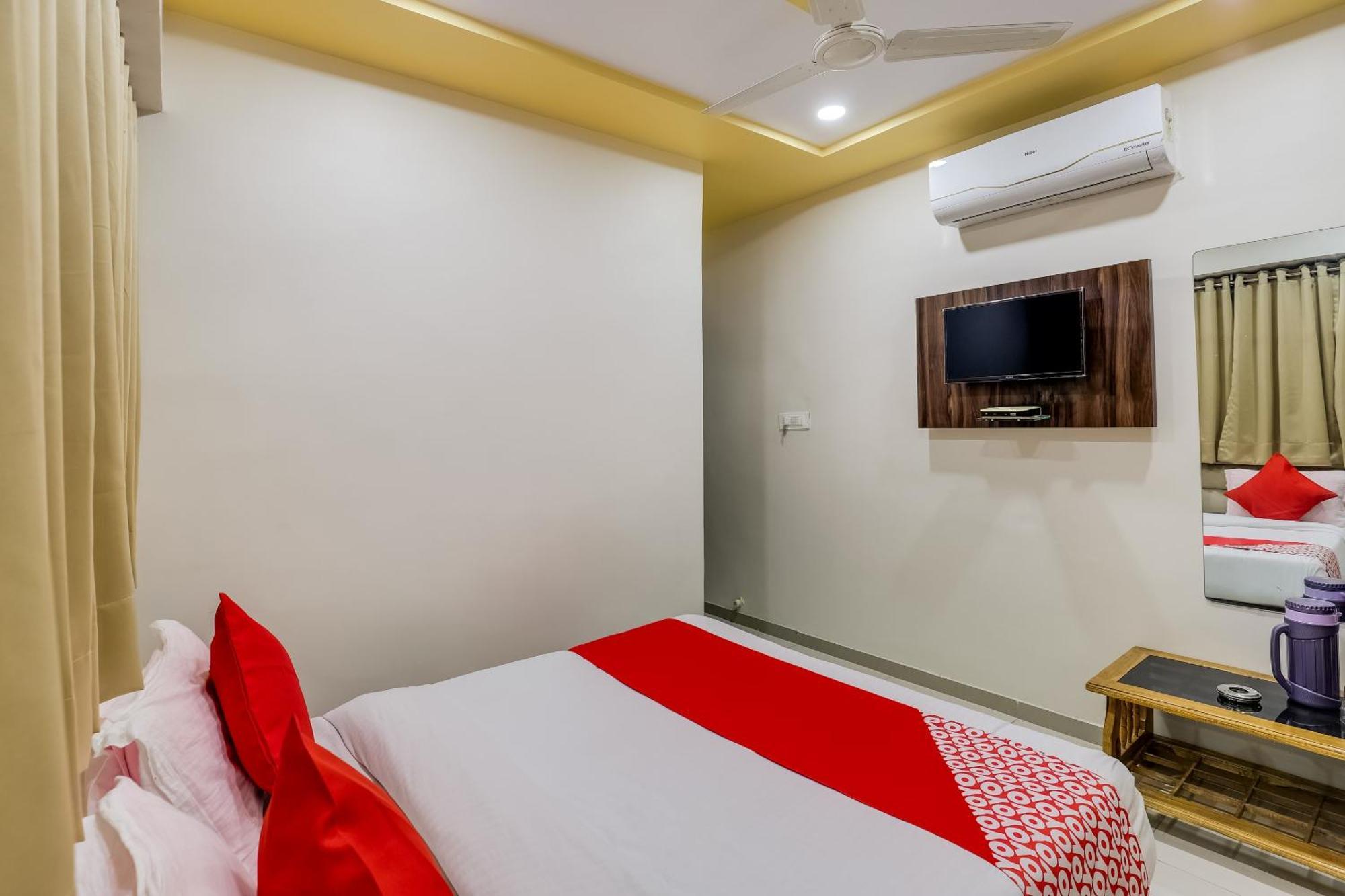Collection O Hotel Alice Αχμπανταμπάντ Εξωτερικό φωτογραφία