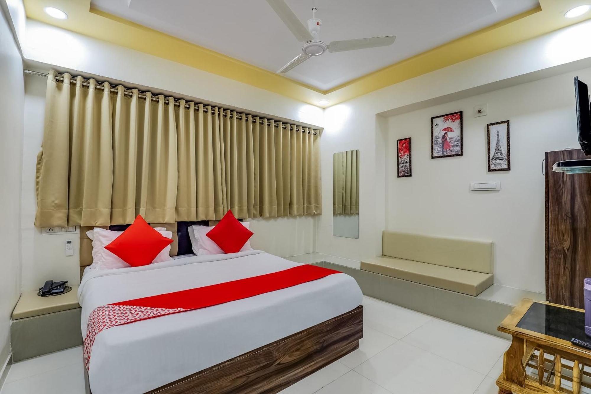 Collection O Hotel Alice Αχμπανταμπάντ Εξωτερικό φωτογραφία